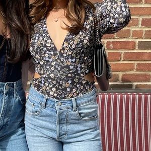 *Worn ONCE* AFRM Vivi Black Floral Cutout Bodysuit 🖤🌸